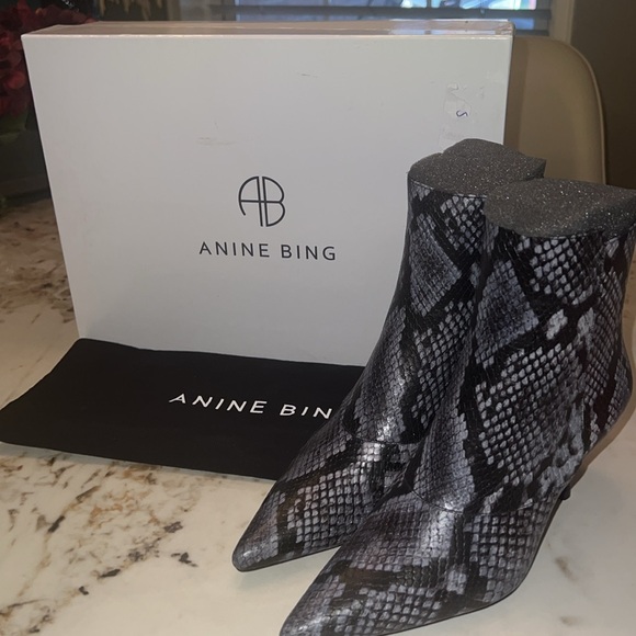 NIB ANINE BING Ava Booties - Blue Python size 6/36 EU - Picture 8 of 9
